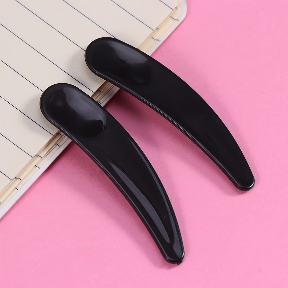 Beaupretty 200Pcs Mini Disposable Makeup Spatulas, Facial Cream Spoon Cosmetic Plastic Spatulas Scoops Tip Spatulas (Black)