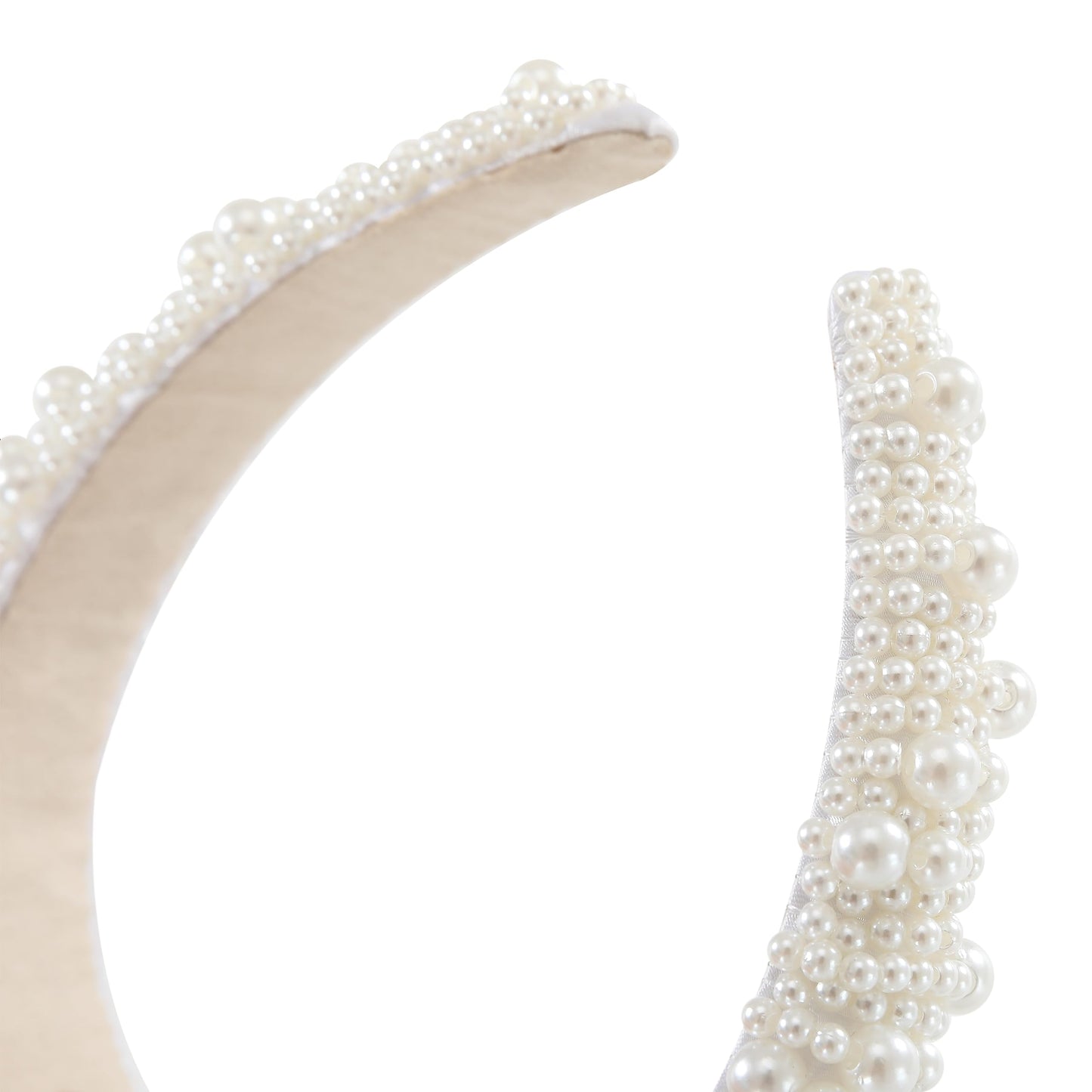 Gmmidea Pearl Headbands for Women Girls Jeweled Beaded Headband Thick Padded Fashion Bridal Headband Wedding Birthday Hair Accessories White