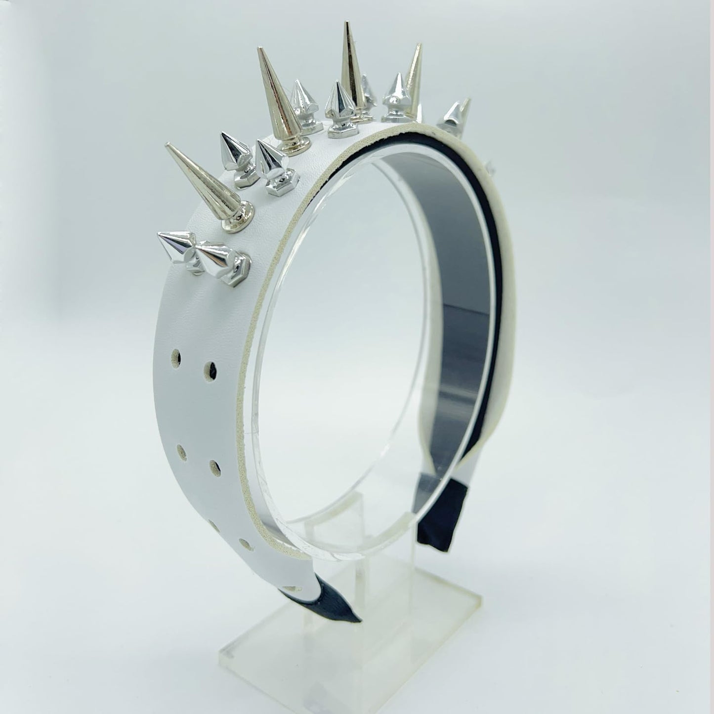 Mxdreoil Women Steampunk Spikes Headband PU Leather Women Headband Gothic Headband (BS White2)