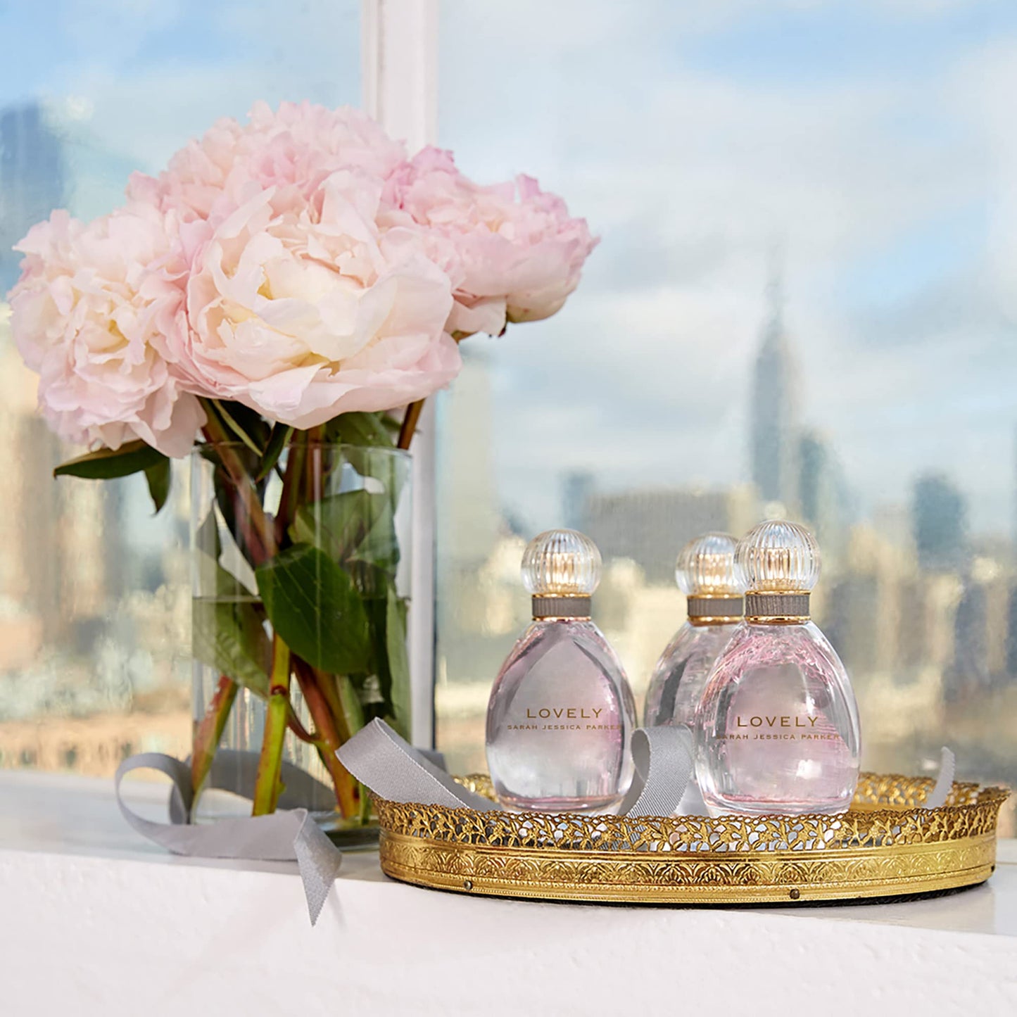 Lovely by SJP - Sweet, Floral, Musky Amber Woody Eau De Parfum Spray Fragrance for Women - With Notes of Mandarin, Bergamot, Apple, and Cedarwood - Intense, Long Lasting Scent - 3.4 oz (Pack of 3)