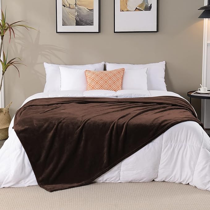 SOCHOW Flannel Fleece Blanket Queen Size, All Season Lightweight Super Soft Cozy Blanket for Bed or Couch, Brown 90inch X90''