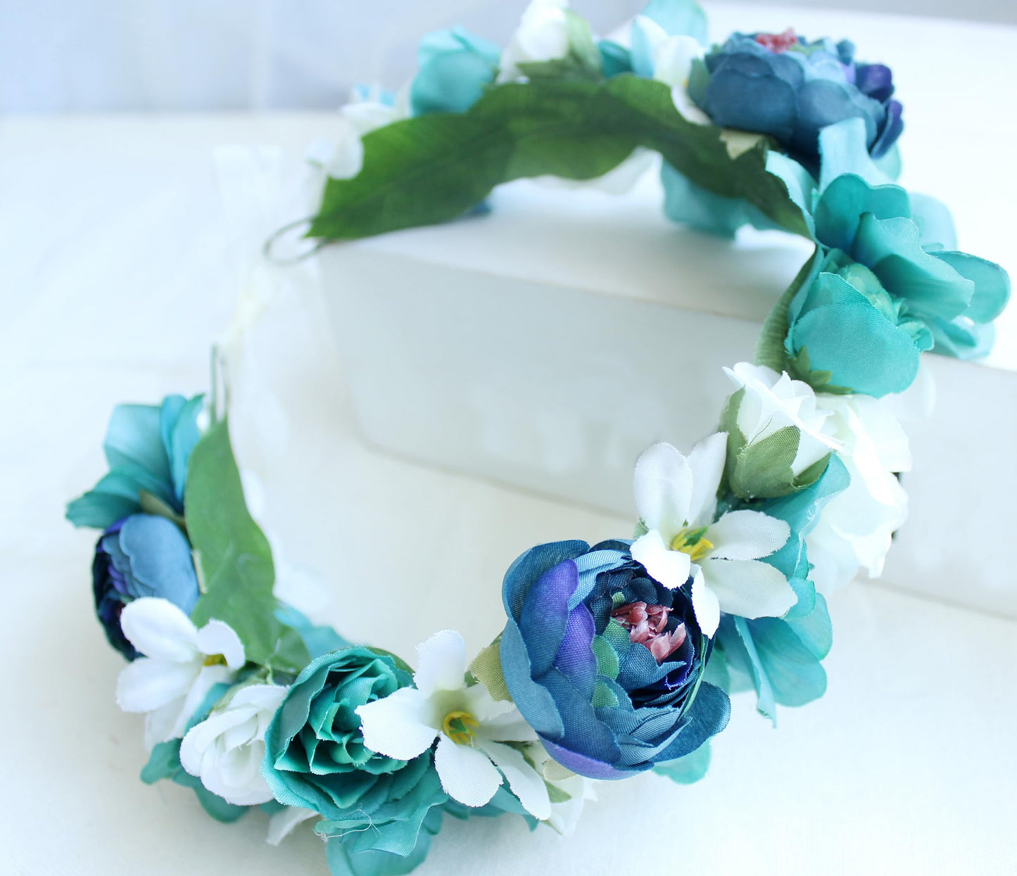 LLinfflr Fairy Flower Crown Woodland Headband Elf Floral Headpiece Forest Elven Circlet for Women Girls Bridal Wedding Prom Halloween Renaissance Cosplay Photo Green