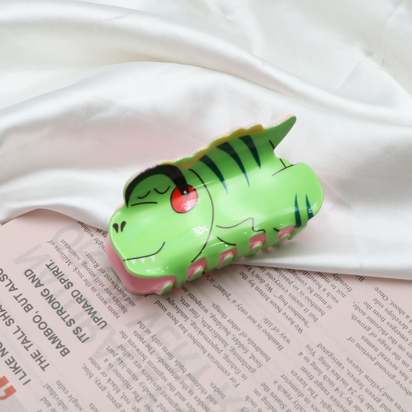Crocodile Hair Clips,Large Cute Frog Octopus Hair Claw Clips for Women,Funny Animal Acetate Hair Clips (Green crocodile)