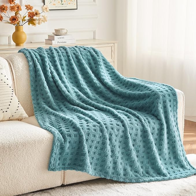 NEWCOSPLAY Super Soft Twin Blanket Teal Premium Silky Flannel Fleece 3D Waffle Checkered Lightweight Bed Blanket All Season Use (Light Teal, Twin(60"x80"))